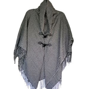 Houndstooth Fringe Poncho